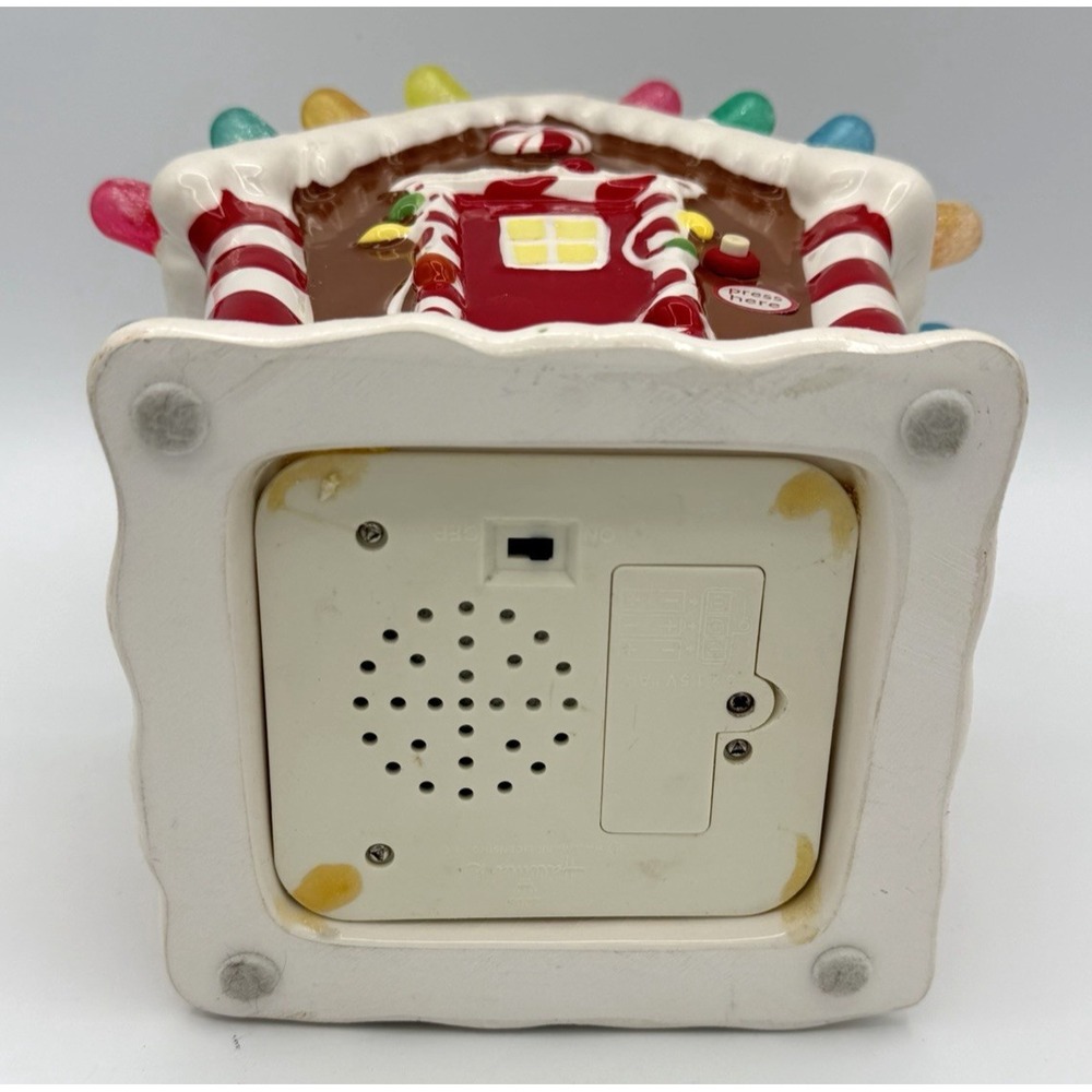 Hallmark Lights Music Gingerbread Gumdrop House 2008 Works *FLAW* - Picture 9 of 9